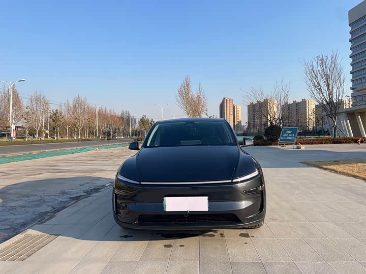 Фото 2 - Tesla Model Y