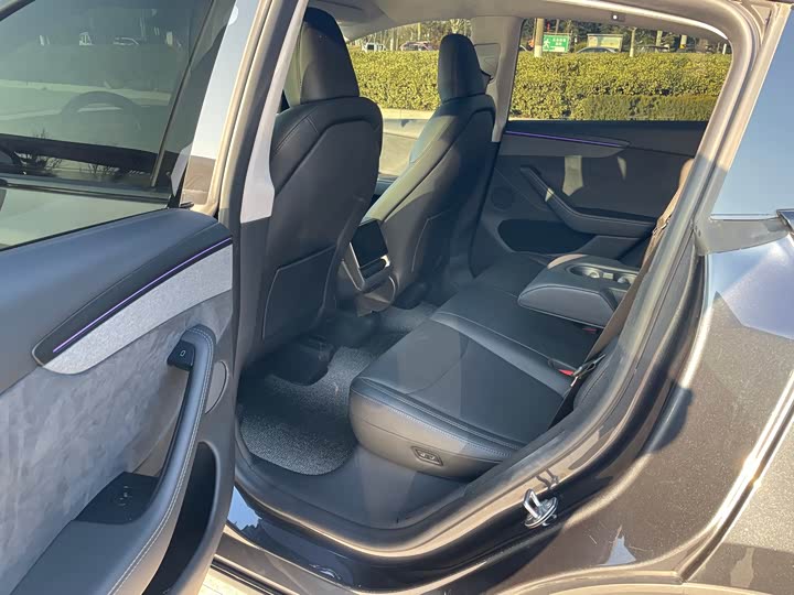 Фото 7 - Tesla Model Y