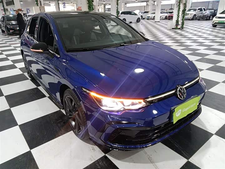 Фото 4 - Volkswagen Golf