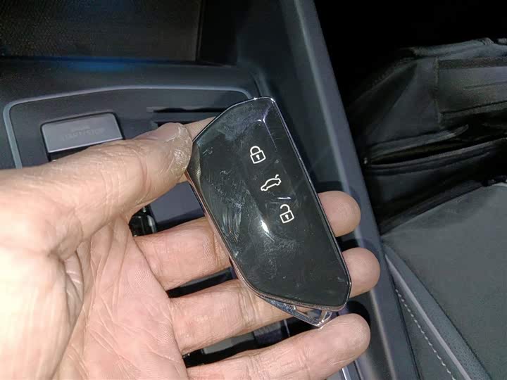 Фото 9 - Volkswagen Golf