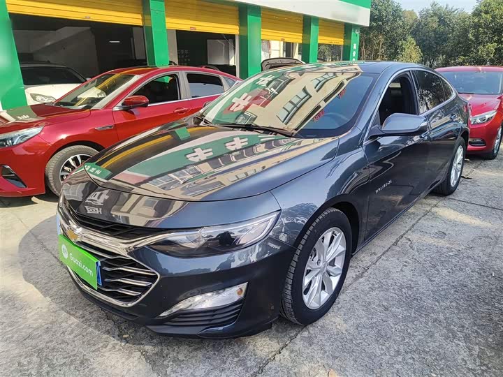 Фото 2 - Chevrolet Malibu XL