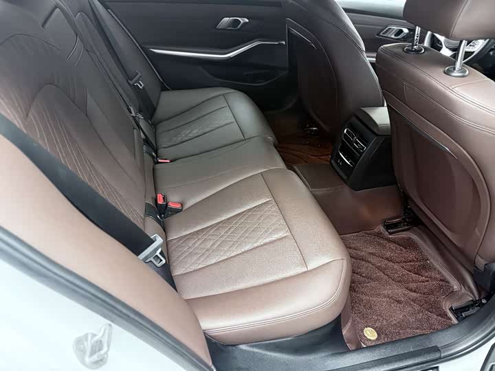 Фото 7 - BMW 3 Series