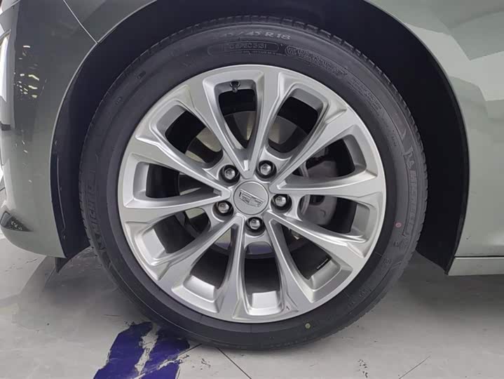 Фото 6 - Cadillac CT5