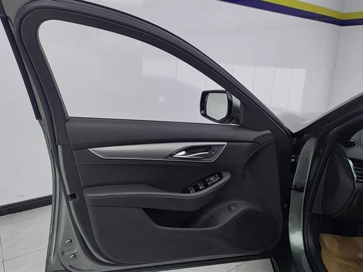 Фото 7 - Cadillac CT5