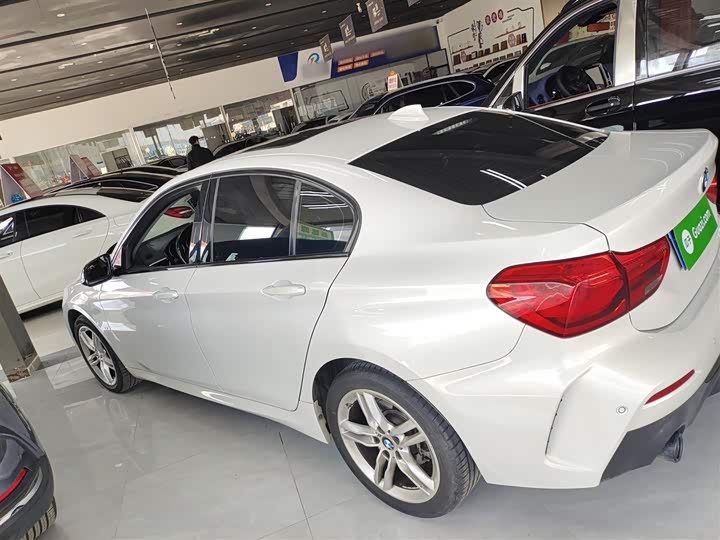 Фото 5 - BMW 1 Series