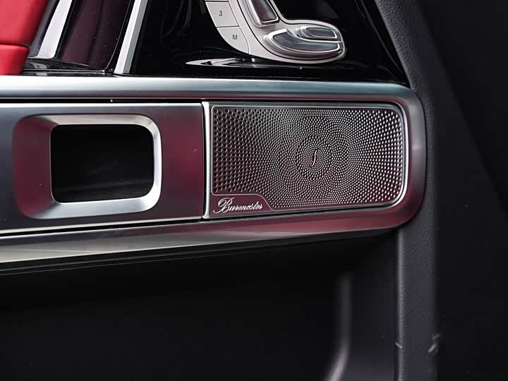 Фото 9 - Mercedes-Benz G-Class AMG