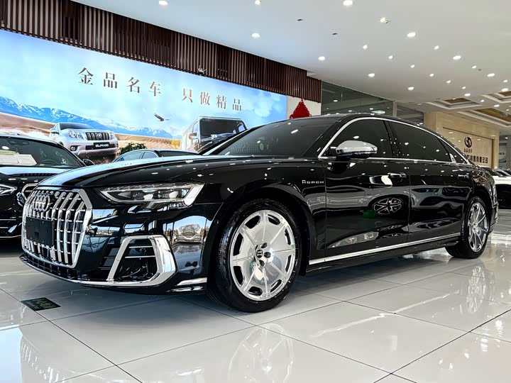 Фото 2 - Audi A8