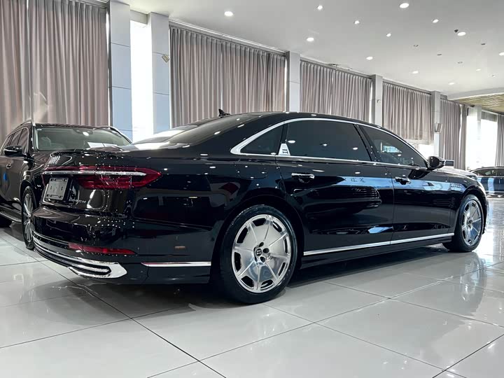 Фото 4 - Audi A8