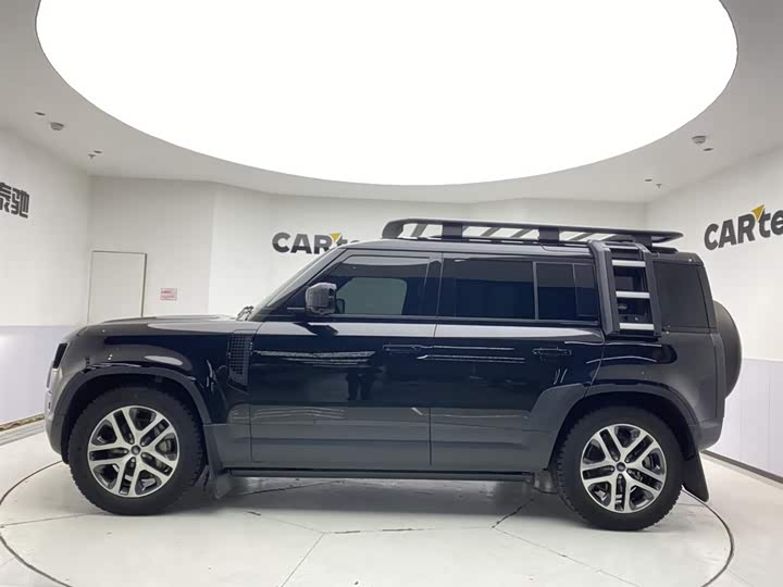 Фото 8 - Land Rover Defender