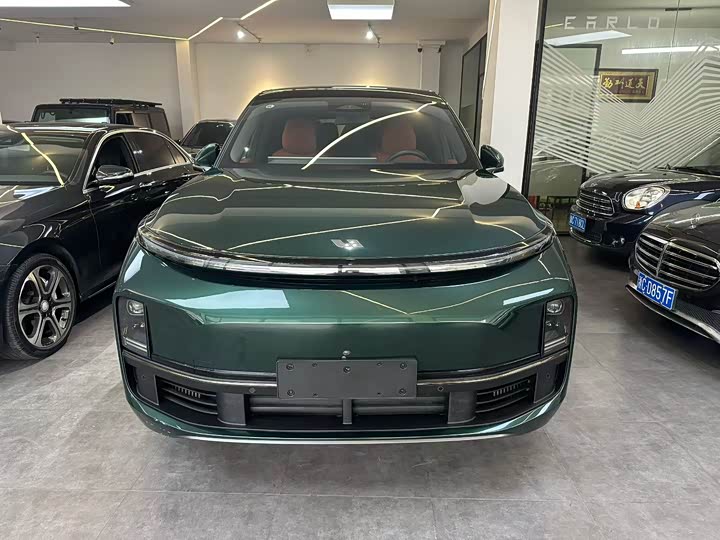 Фото 2 - LiXiang L8