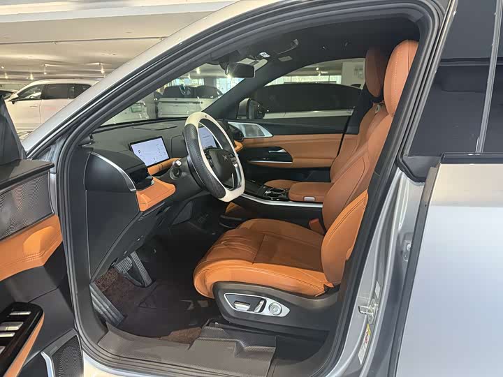 Фото 8 - XPeng G9