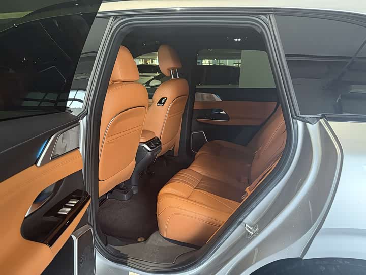 Фото 9 - XPeng G9