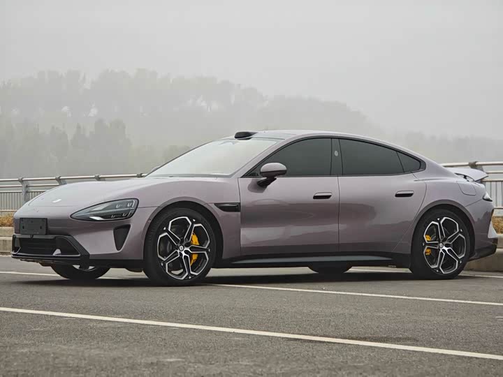 Фото 1 - Xiaomi SU7