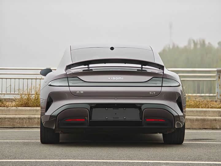 Фото 8 - Xiaomi SU7