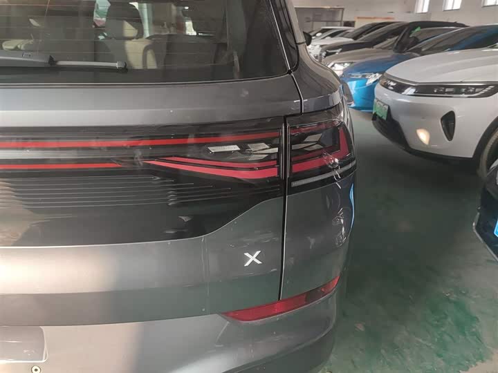 Фото 8 - Volkswagen ID.6 X