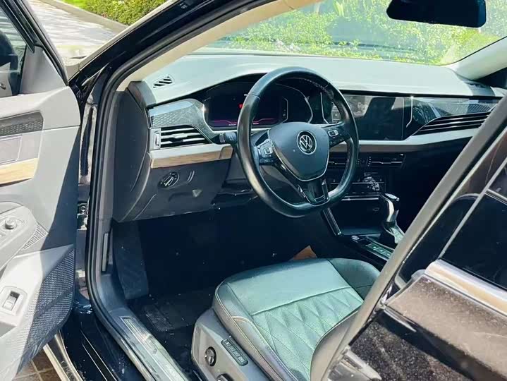 Фото 6 - Volkswagen Passat