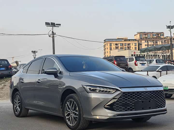 Фото 3 - BYD Qin Plus