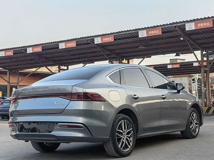 Фото 6 - BYD Qin Plus