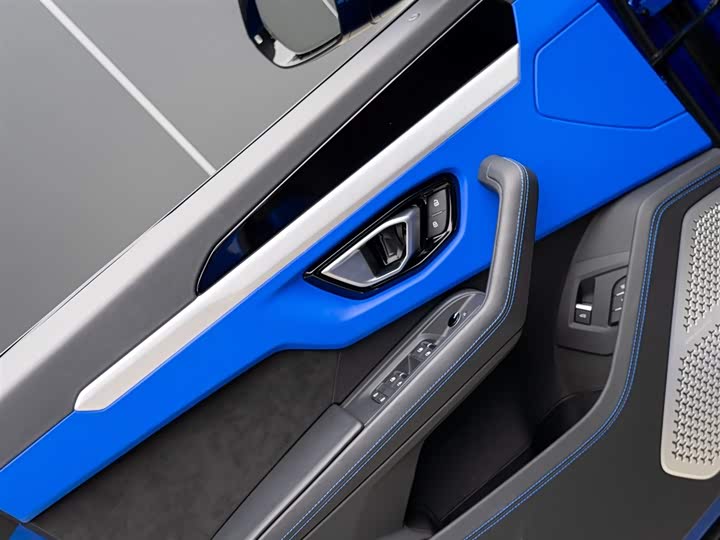 Фото 7 - Lamborghini Urus