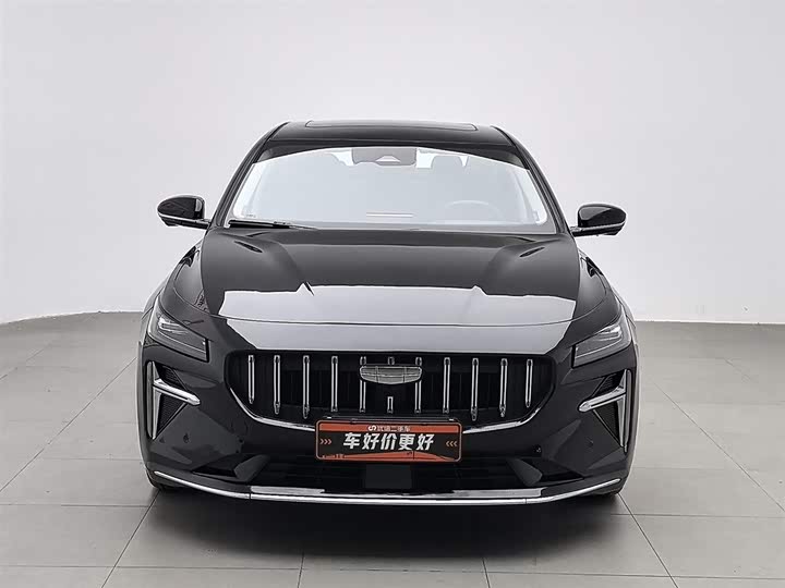 Фото 3 - Geely Preface L