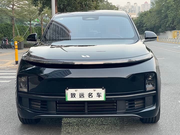 Фото 2 - LiXiang L8