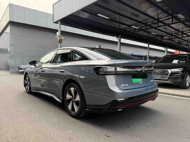 Фото 9 - Volkswagen ID.7 Vizzion