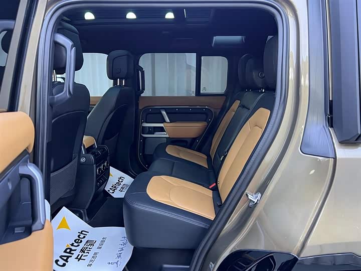 Фото 6 - Land Rover Defender