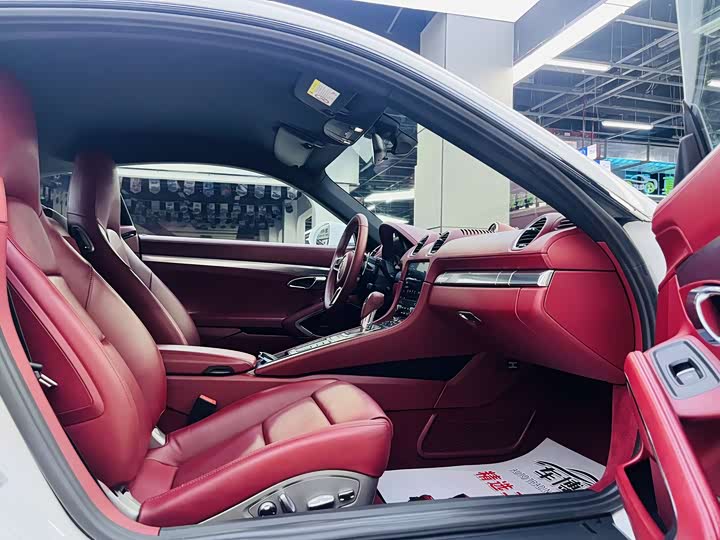 Фото 9 - Porsche 718