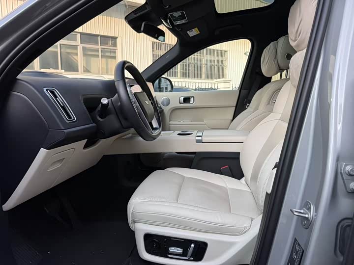 Фото 4 - LiXiang L8