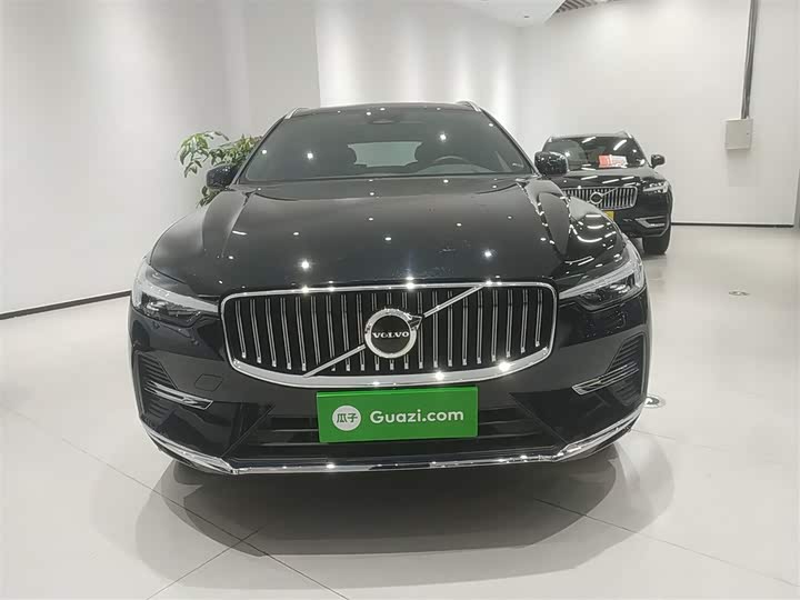 Фото 3 - Volvo XC60