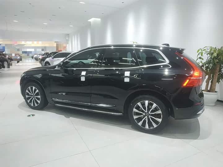 Фото 5 - Volvo XC60