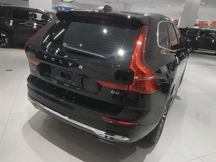 Фото 7 - Volvo XC60