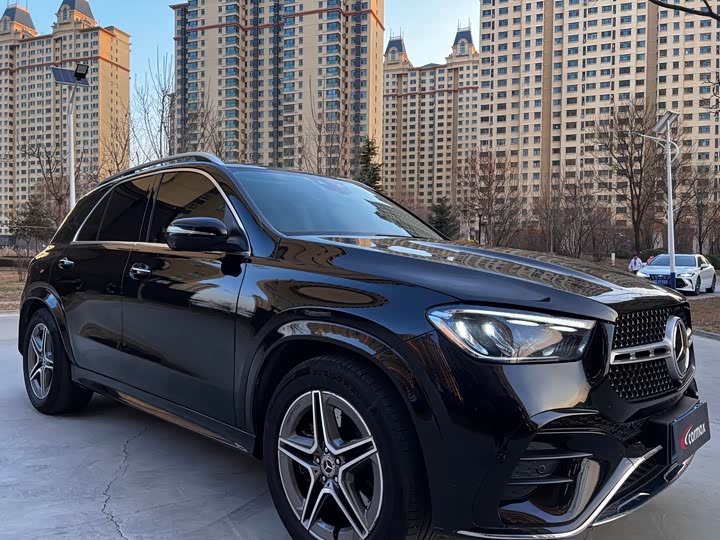 Фото 3 - Mercedes-Benz GLE-Class