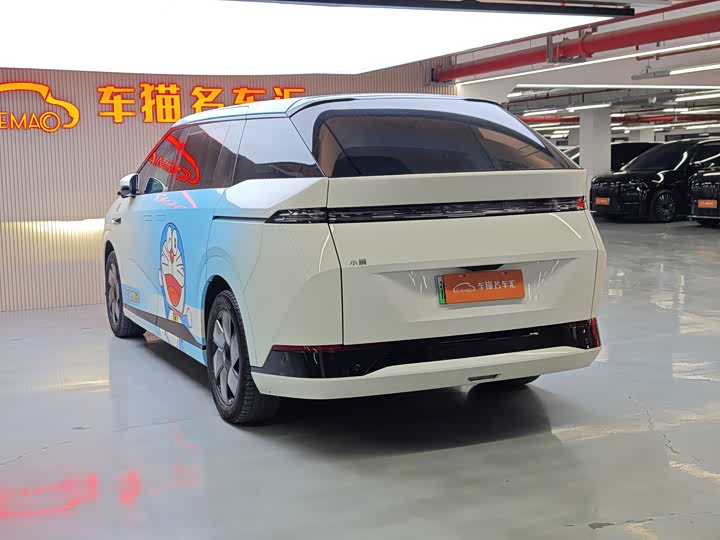 Фото 7 - XPeng X9