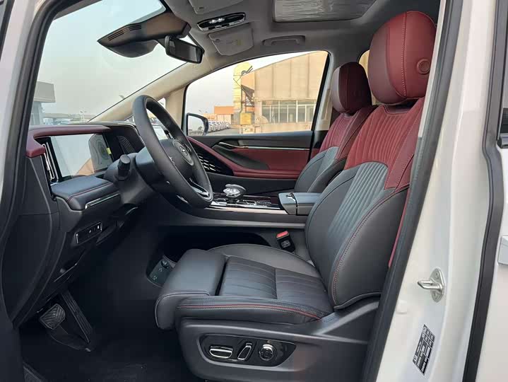 Фото 8 - GAC Trumpchi E9