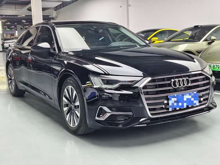 Фото 3 - Audi A6L