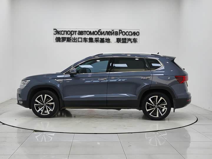 Фото 7 - Volkswagen Tharu