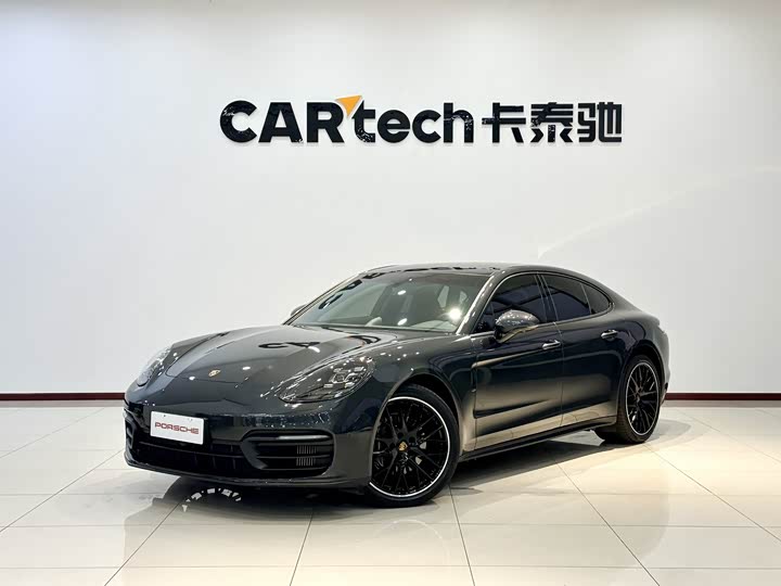 Фото 1 - Porsche Panamera