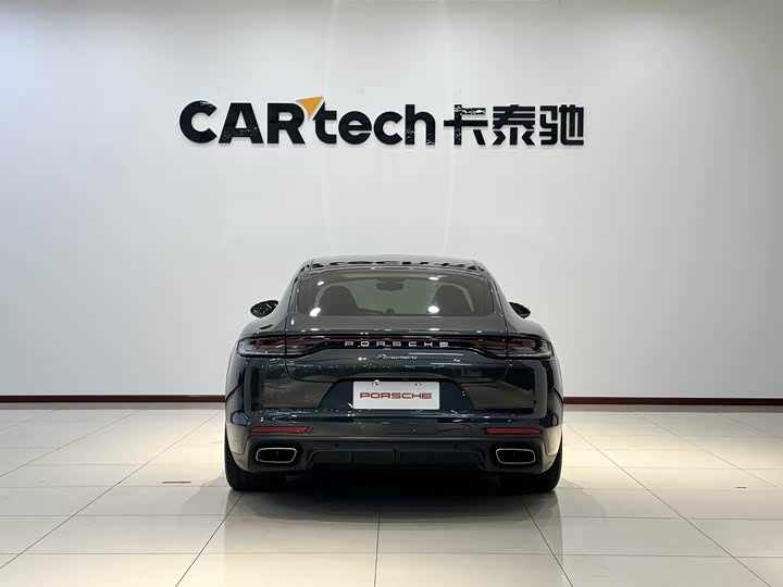 Фото 3 - Porsche Panamera