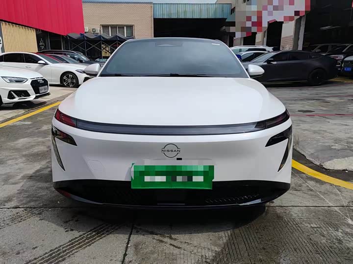 Фото 2 - Nissan N7