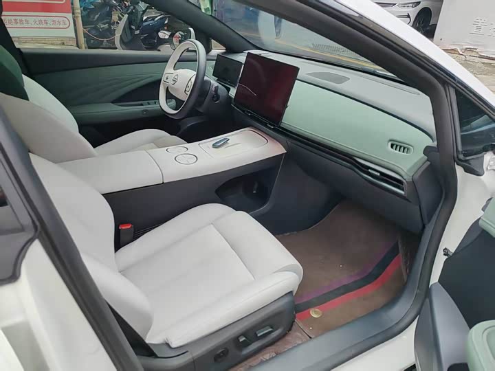 Фото 6 - Nissan N7