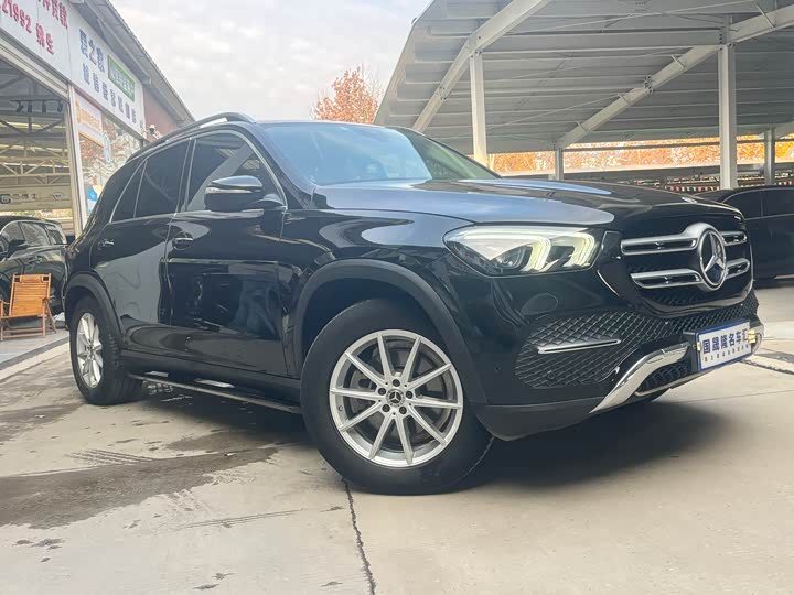 Фото 1 - Mercedes-Benz GLE-Class