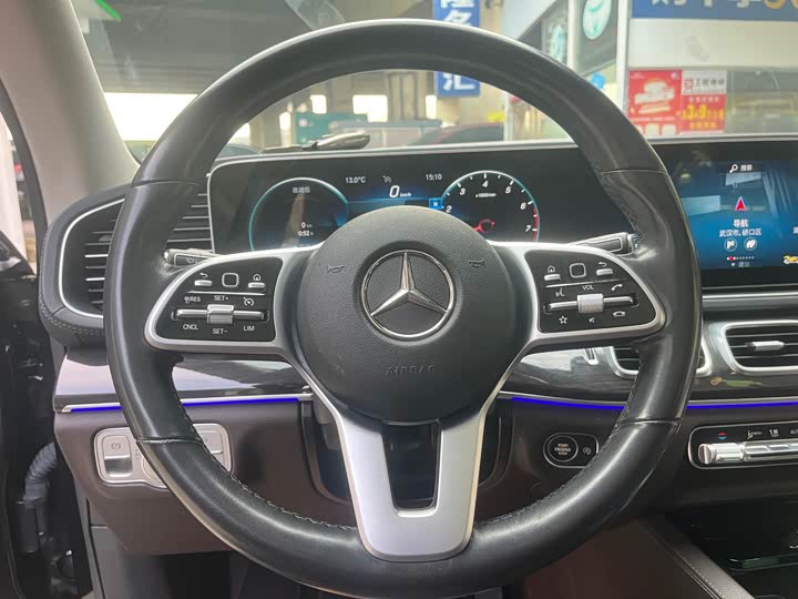 Фото 9 - Mercedes-Benz GLE-Class