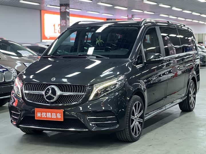 Фото 1 - Mercedes-Benz V-Class