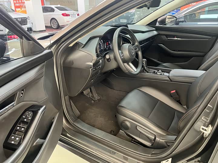 Фото 7 - Mazda 3 (Axela)