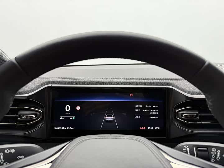 Фото 7 - Nio ES6