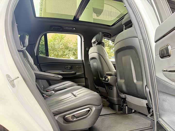 Фото 9 - Nio ES8