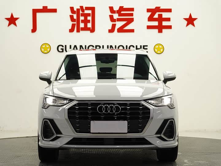 Фото 2 - Audi Q3