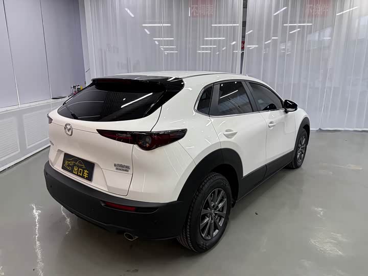 Фото 6 - Mazda CX-30