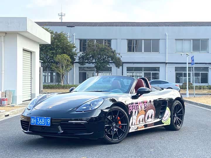 Фото 1 - Porsche 718